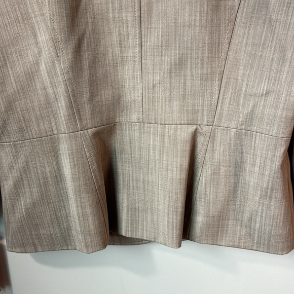 NWT Alex Marie Blazer in size 12. Washable. Wrinkle-Free in neutral color. - Picture 3 of 11